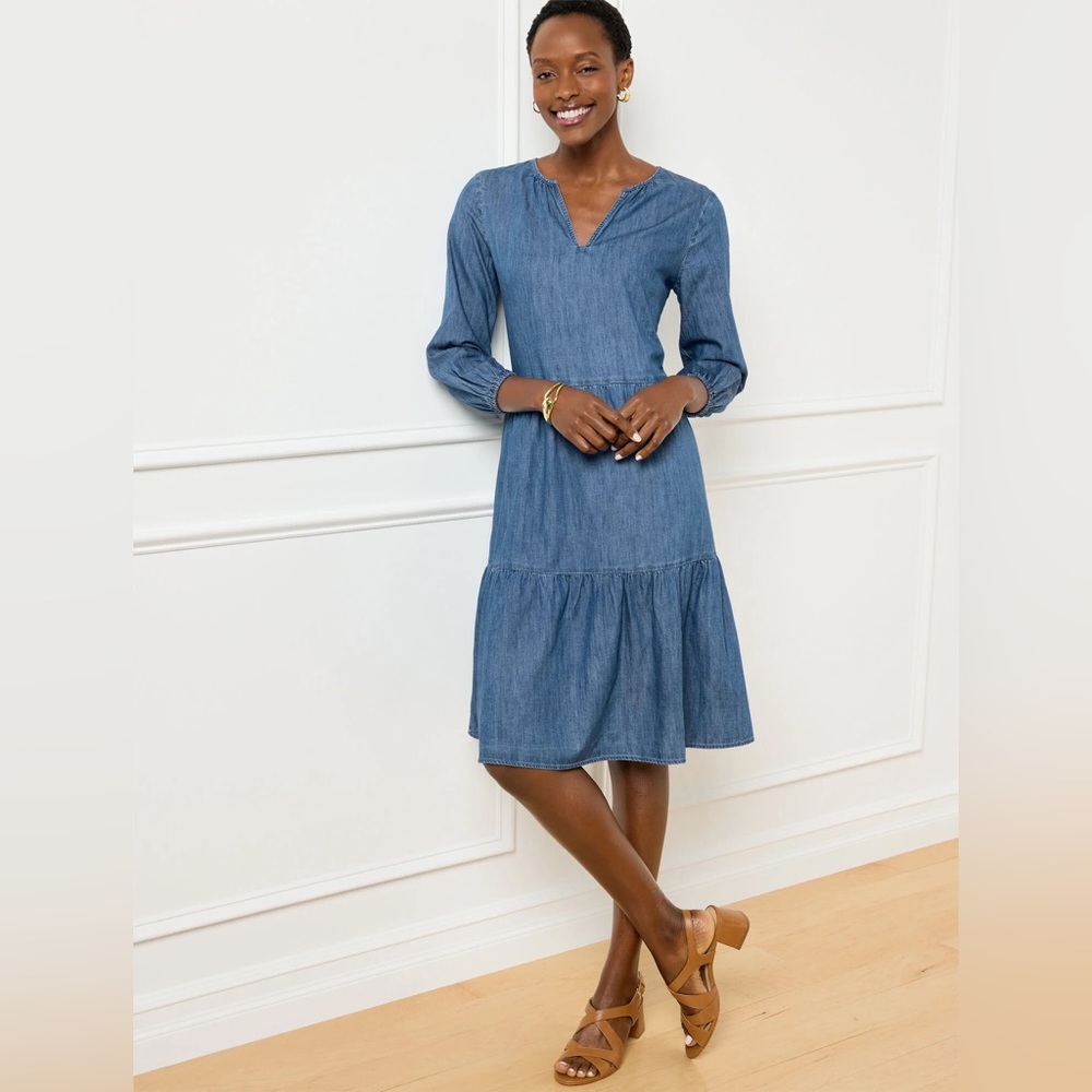Talbots Blue Denim Tiered V-Neck Dress 3/4 Sleeve Pockets Sz Medium 100% Cotton
